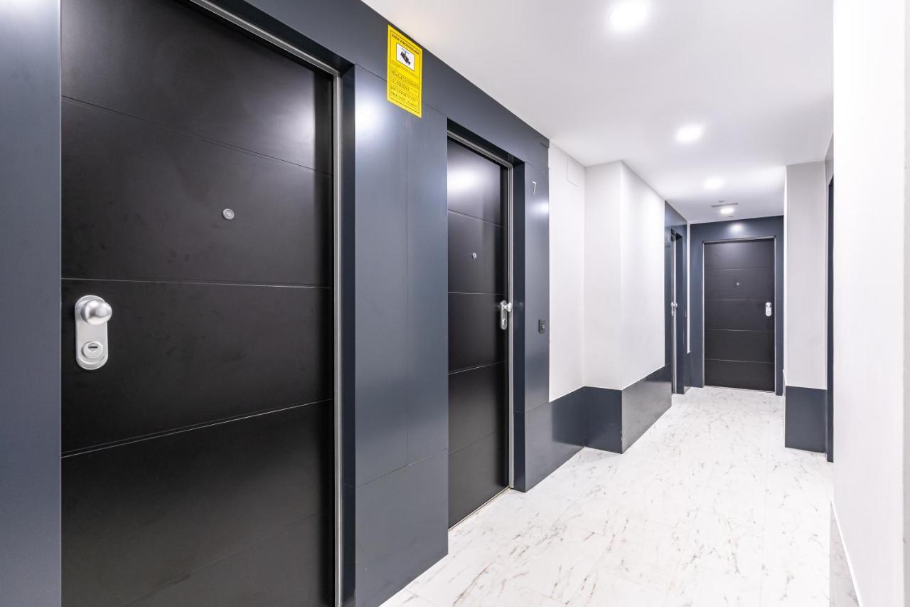 Expoholidays- Paseo Maritimo Appartement *
